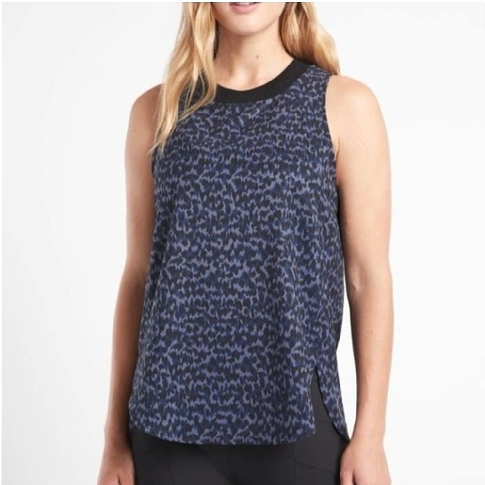 Athleta Zephyr navy blue leopard print athletic tank top sleeveless women medium